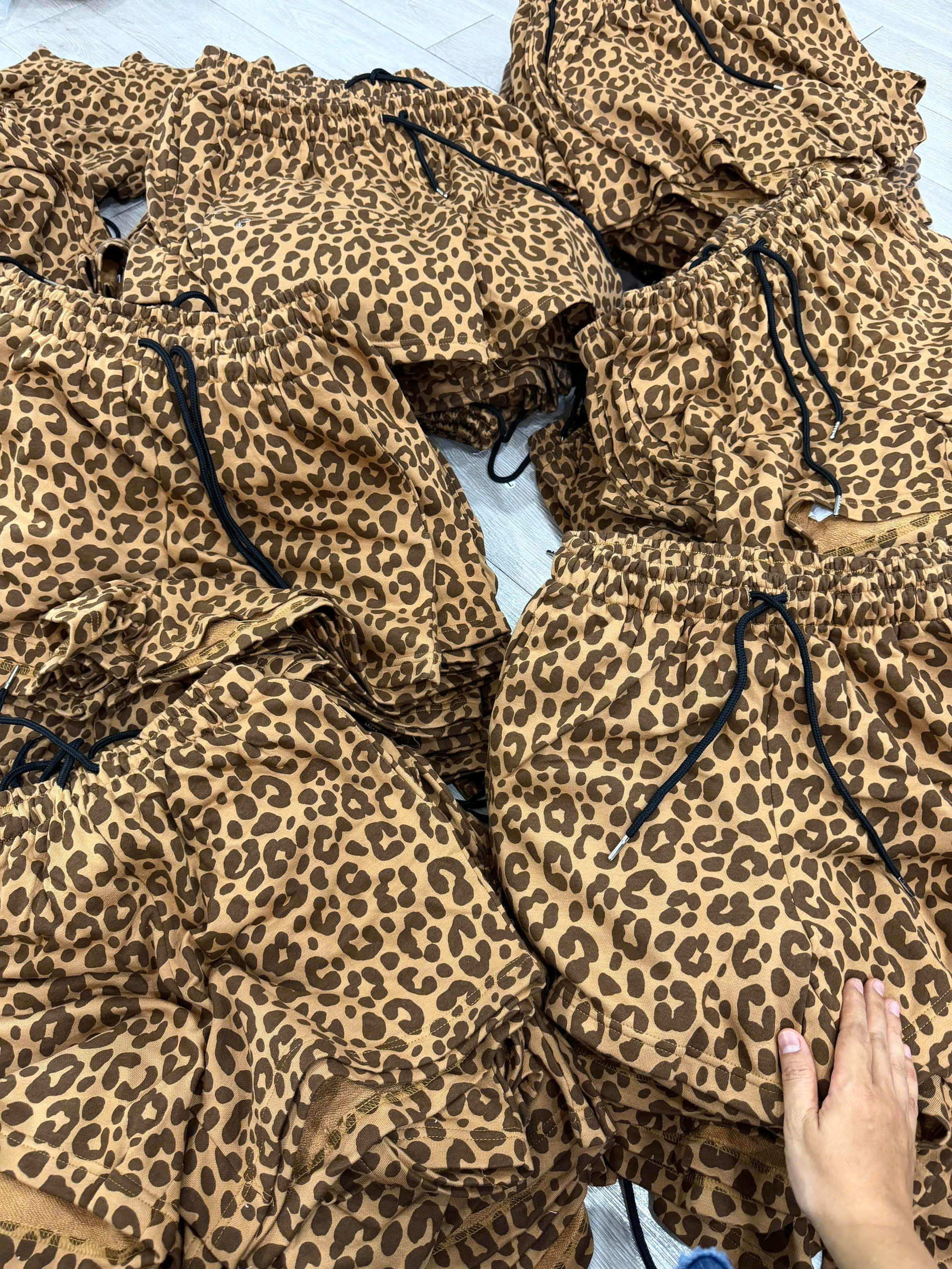 Q338 QUẦN SHORT BEO_thumbnail_4