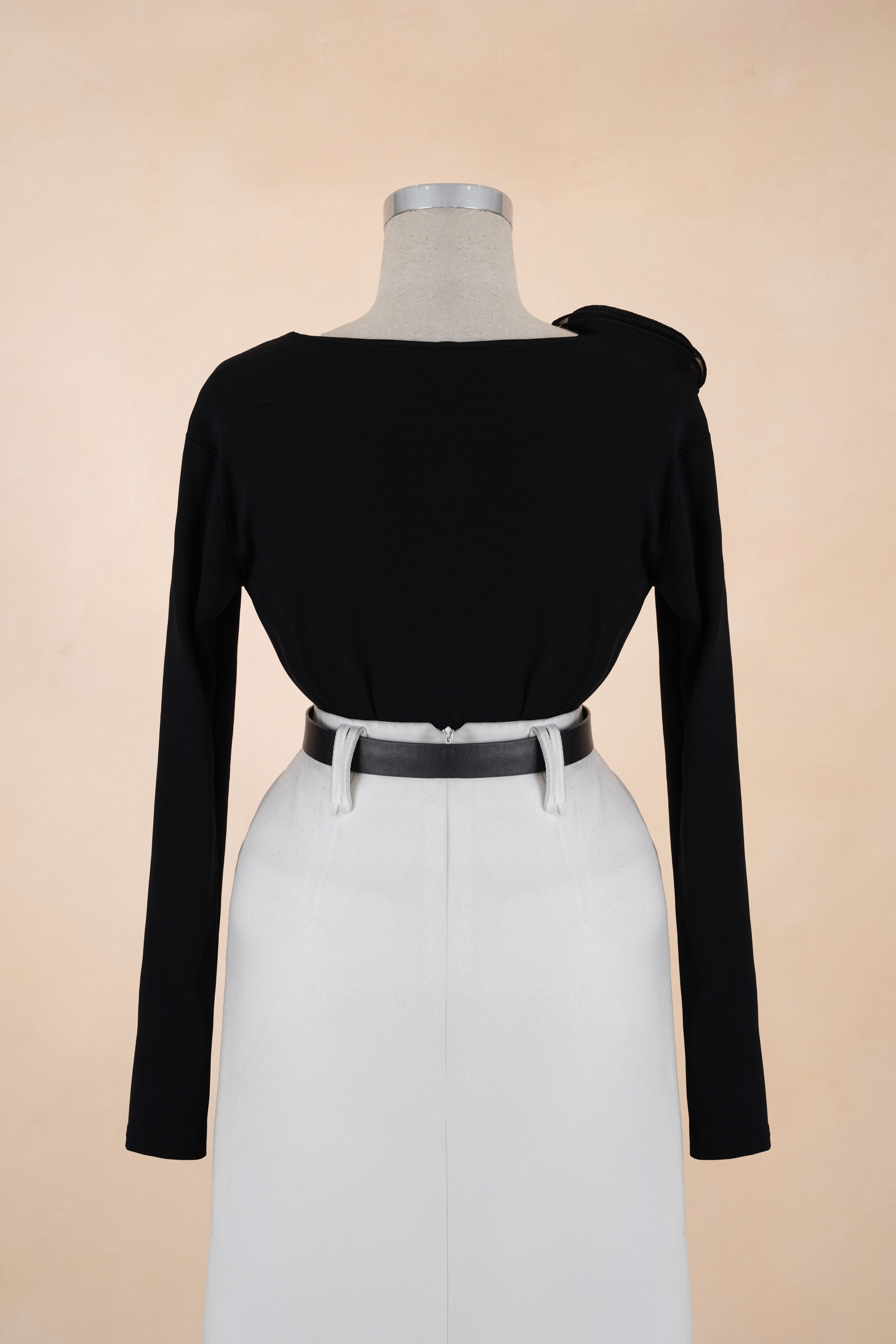 Áo Thun Tay Dài Đính Hoa