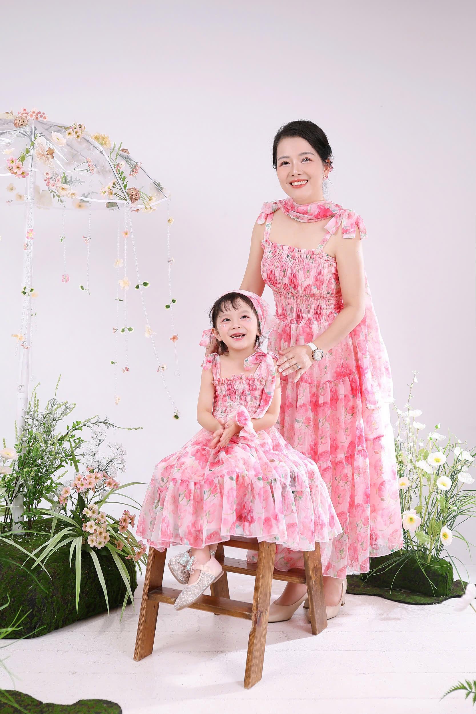 Váy Cao Cấp Mẹ và Bé Hai Dây Baby_thumbnail_0