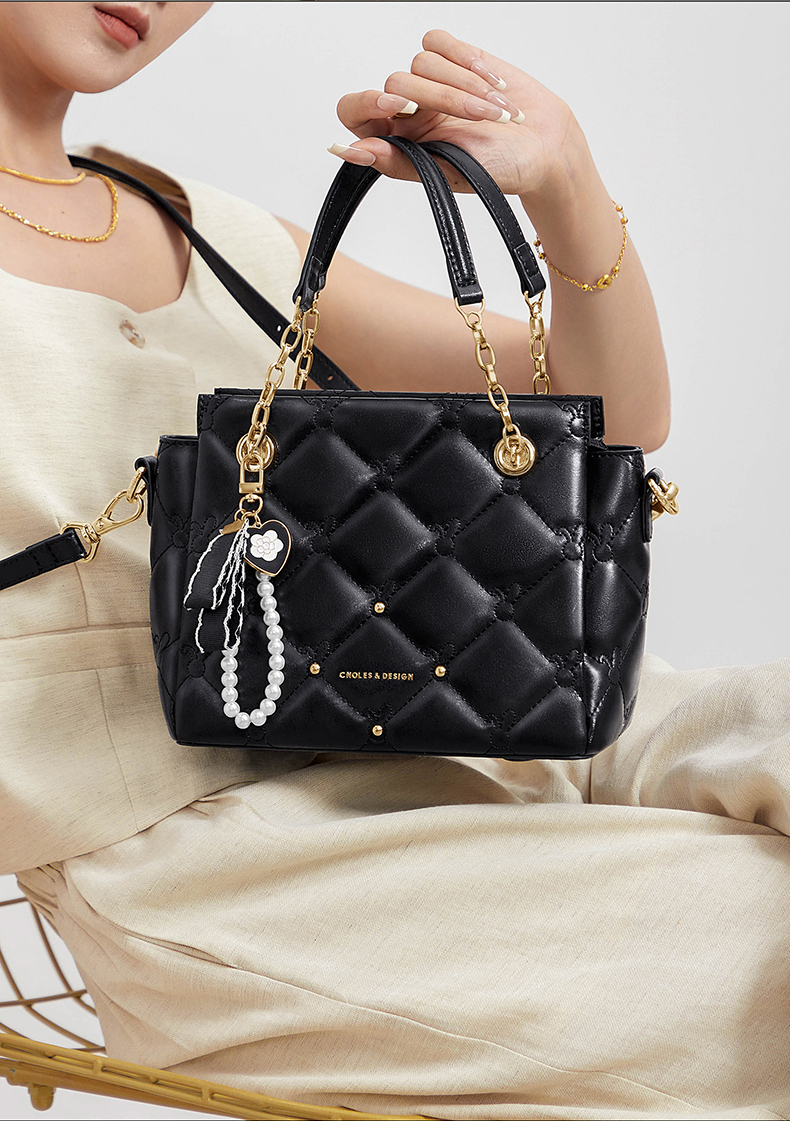 Túi Xách Quilted Pearl Charm_thumbnail_3