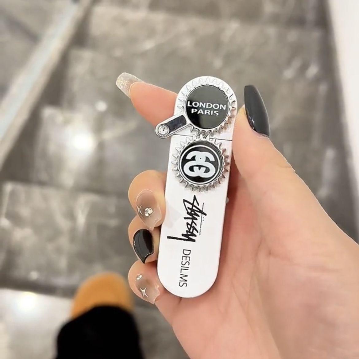 blstussy159k_thumbnail_7