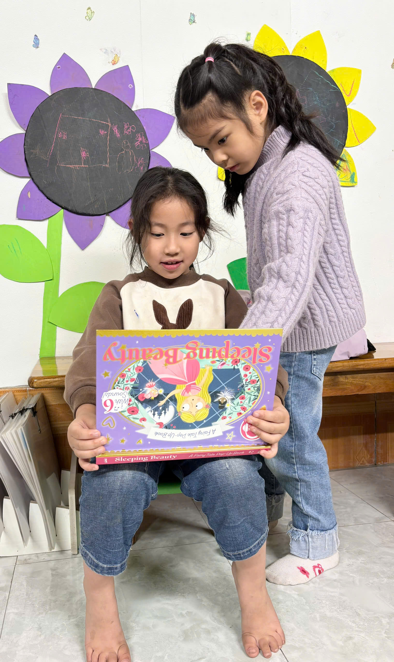 FAIRYTALES POP-UP SOUND BOOK: SLEEPING BEAUTY (North Parade)_thumbnail_19