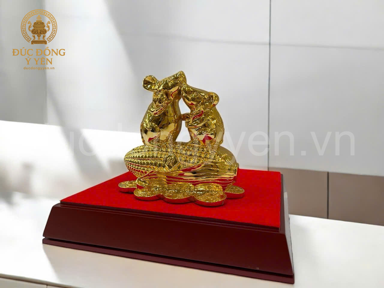 Tượng đôi chuột đứng bắp ngô mạ vàng 