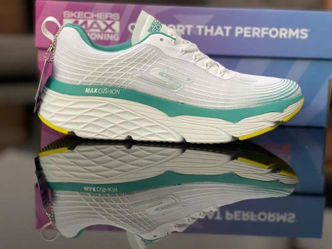 G11 GIÀY SKECHERS ĐẾ TRẮNG