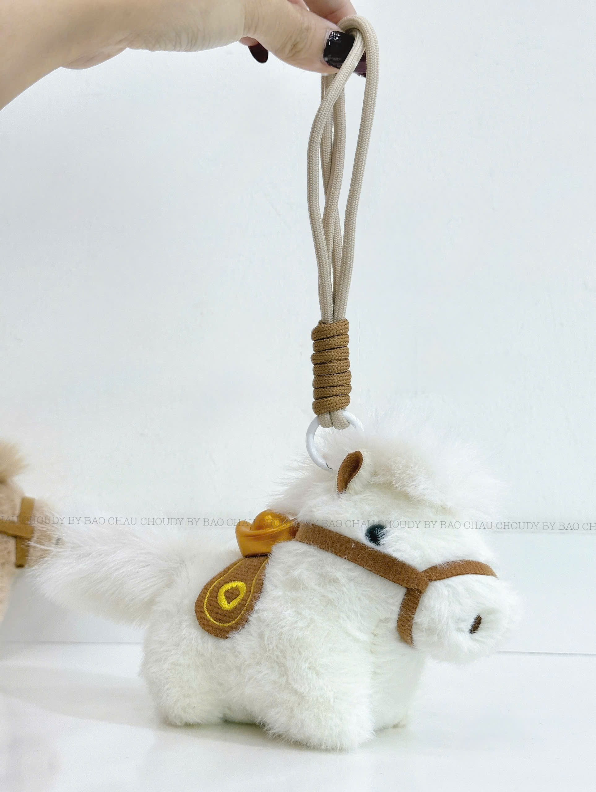 M32 MÓC KHÓA  NGỰA 2 MÀU_thumbnail_4