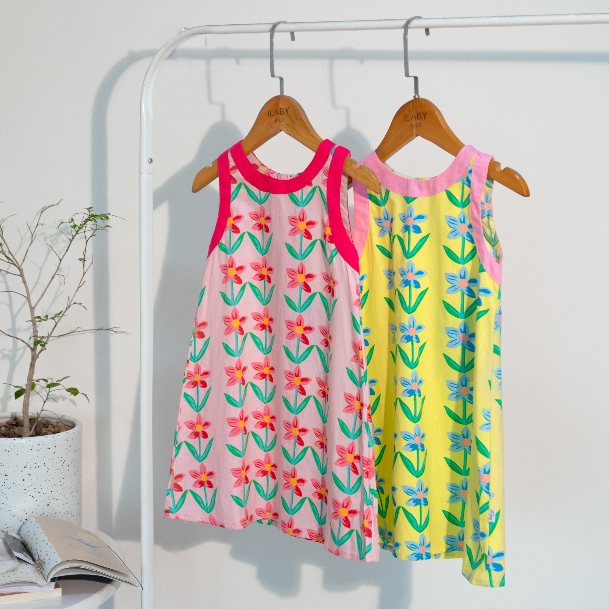 Váy suông cổ tròn họa tiết phối nơ sau_thumbnail_5