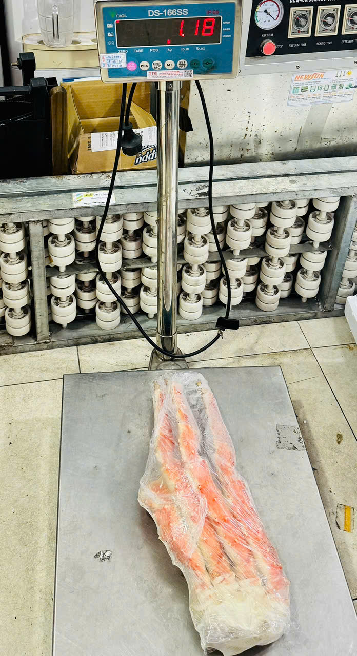 Cụm Chân Cua Hoàng Đế (King Crab)_thumbnail_2