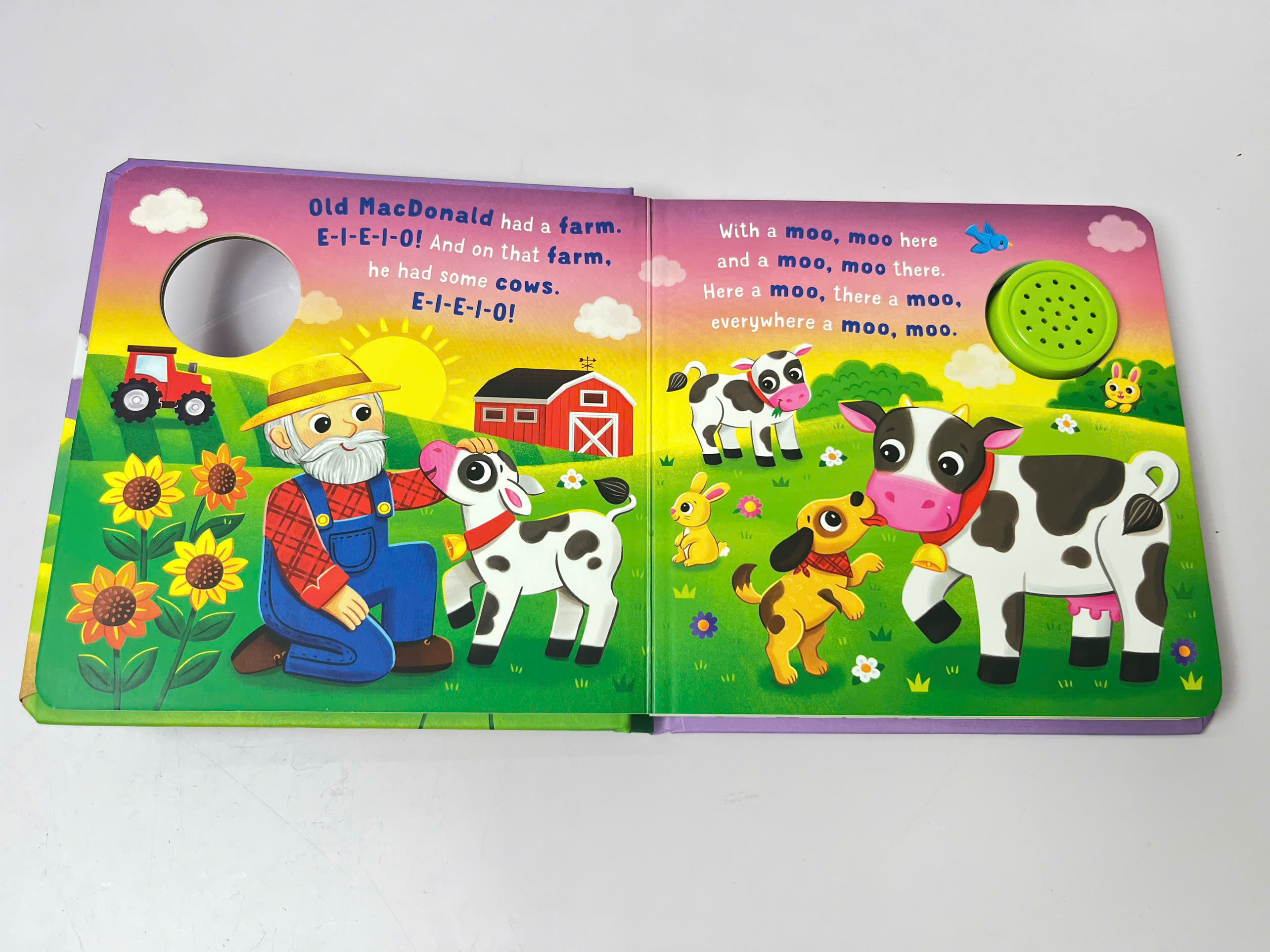 ROUND BUTTON SOUND BOOK - OLD MACDONALD (FSC)_thumbnail_2