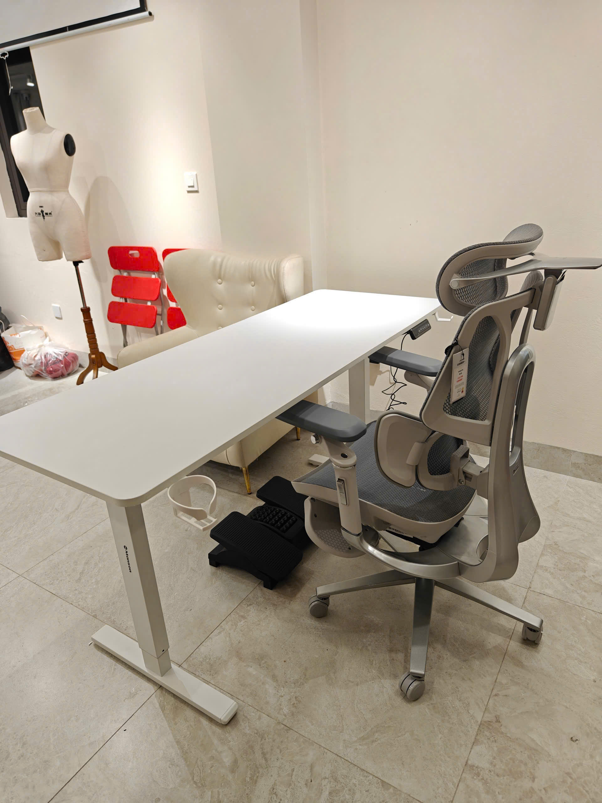 Bàn nâng hạ một động cơ  Leexo SmartDesk_thumbnail_1