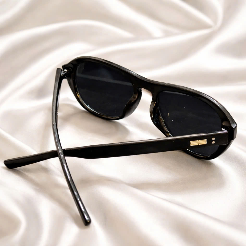 Kính mắt Gentle Monster đen_thumbnail_2