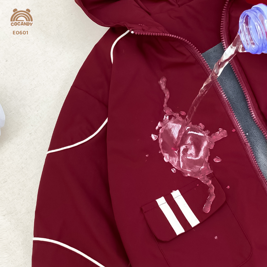 Áo khoác gió ĐỎ phối BE lót lông túi ngực logo COCANDY_thumbnail_5