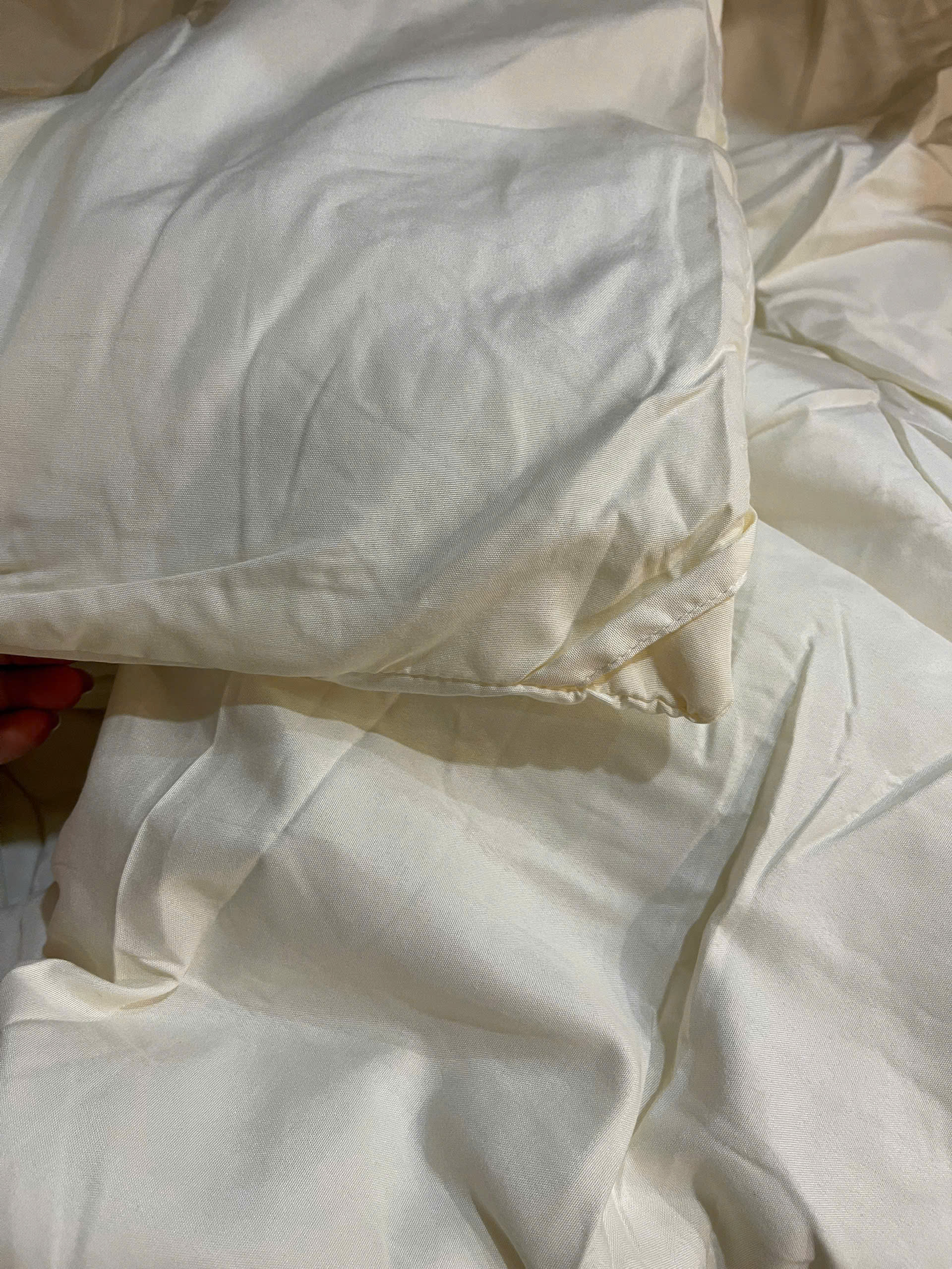 Chăn kem_thumbnail_2