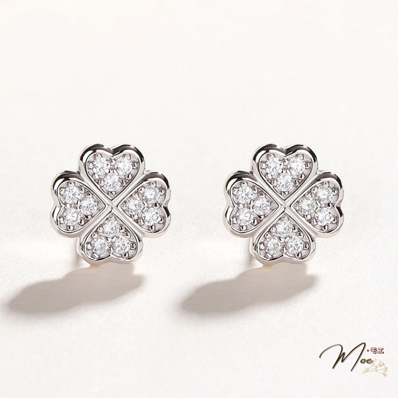 K59 - Khuyên tai Cỏ 4 lá trái tim