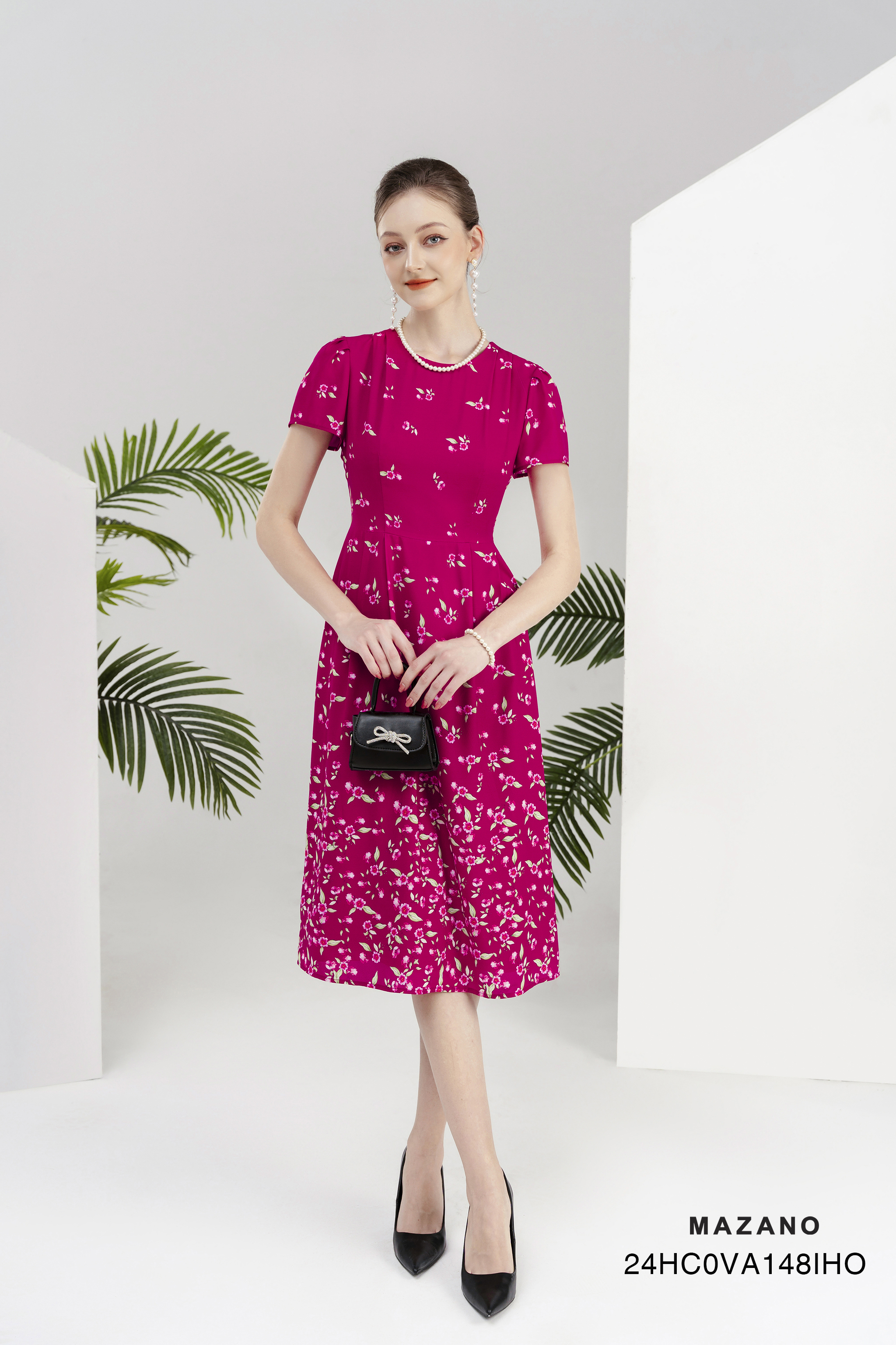 Váy Đầm thân ôm vừa in họa tiết hoa cách điệu Xếp ly vai Cổ tròn Tay ngắn Dài đến ngang bắp chân_thumbnail_2