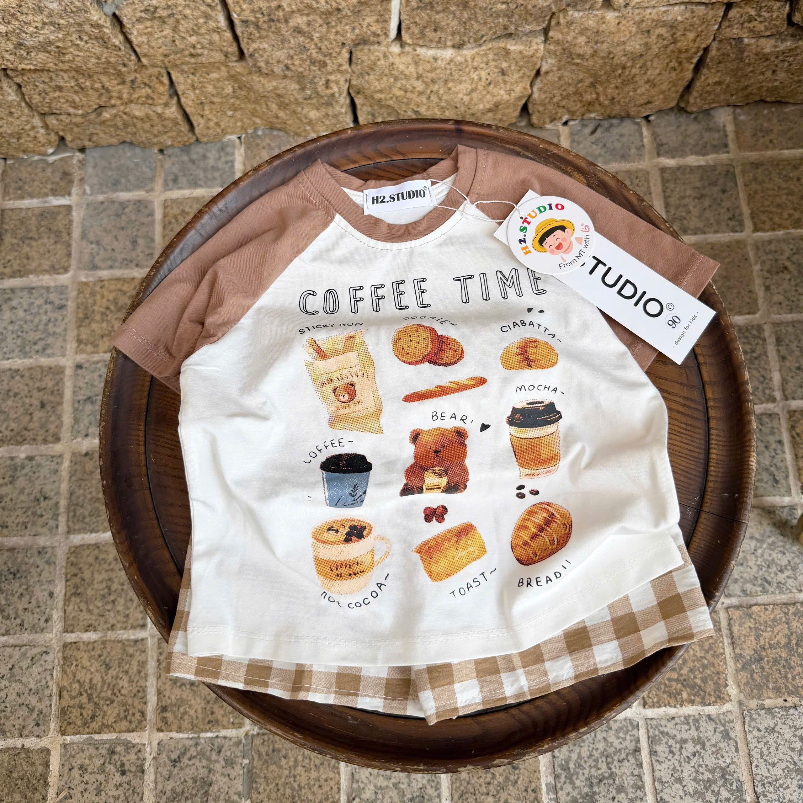 HE25 Set áo bé in hình + quần ( NÂU )