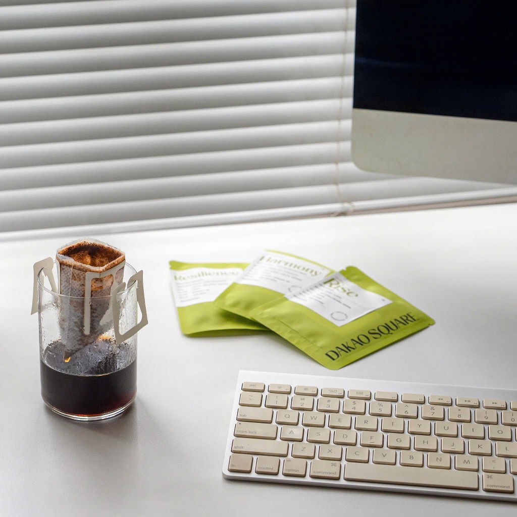 Drip Moments Trio_thumbnail_3