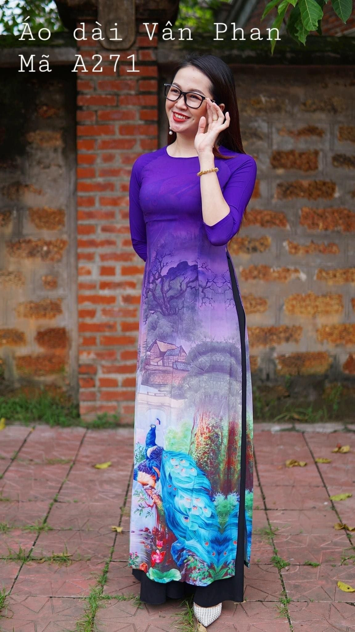 A271T áo dài tím sơn thủy hữu tình