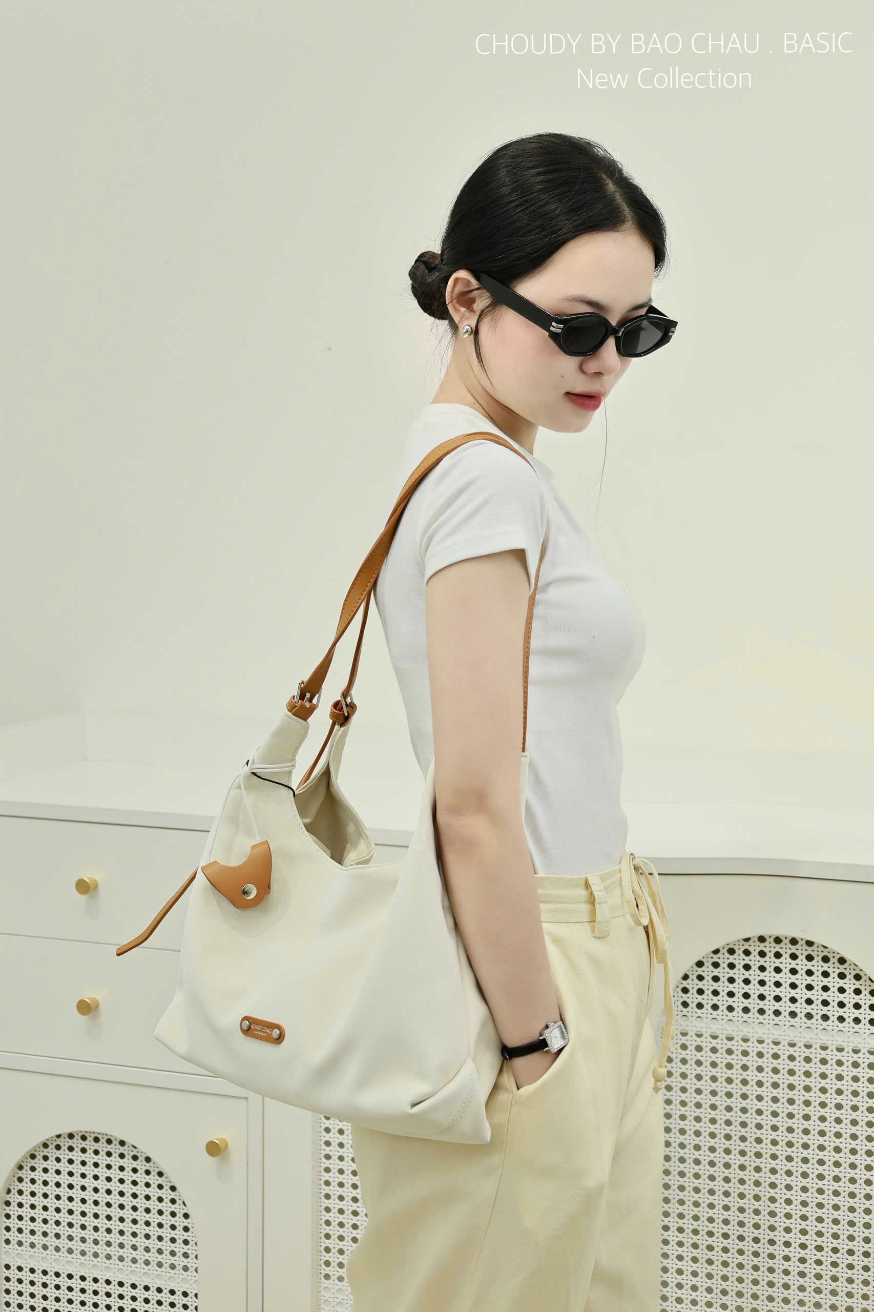 SALE T70 TÚI XÁCH TRẮNG_thumbnail_4