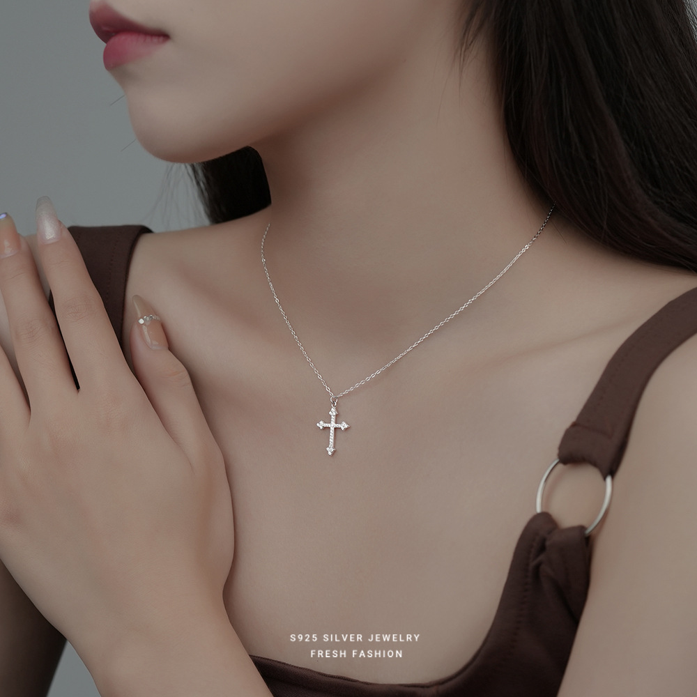 Dây chuyền bạc mặt Thánh Giá cho nữ sang trọng đơn giản - Vòng cổ bạc Ý nữ Công Giáo DB02_thumbnail_2