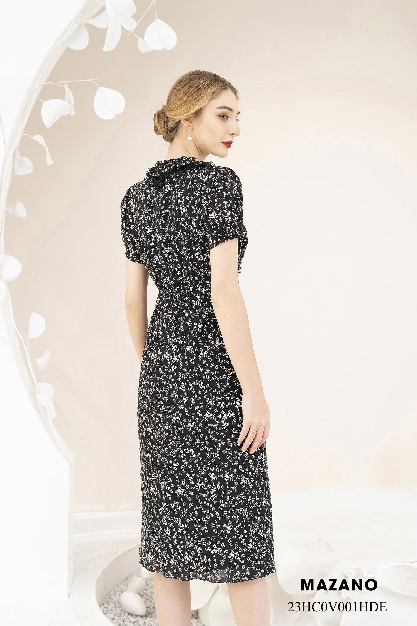 Váy Đầm Ôm Vải thô mỏng Họa tiết hoa nhí Cổ V phối ren Tay ngắn Dài đến bắp chân_thumbnail_2