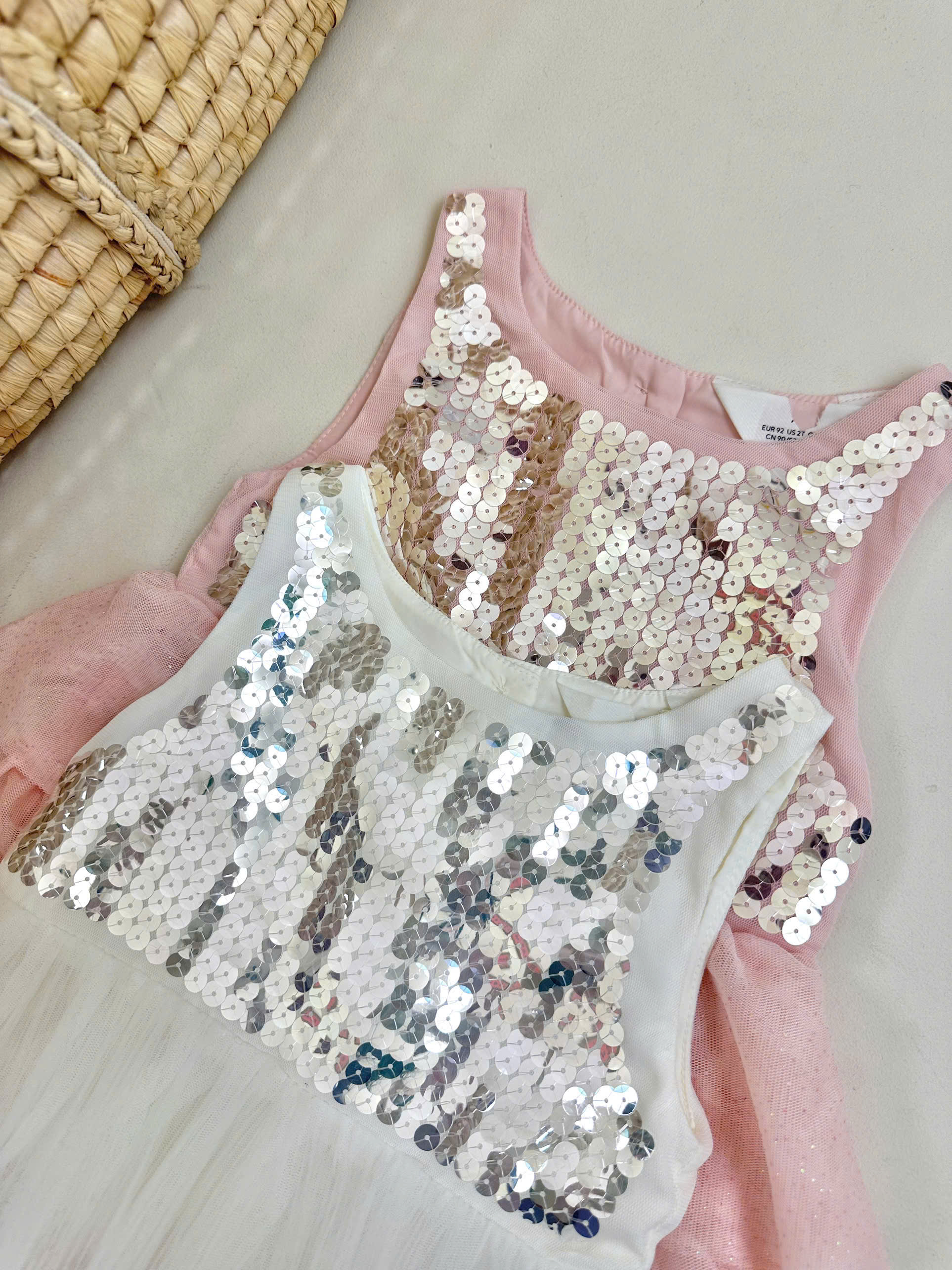 Đầm tầng kim sa bé ( TRẮNG )_thumbnail_2