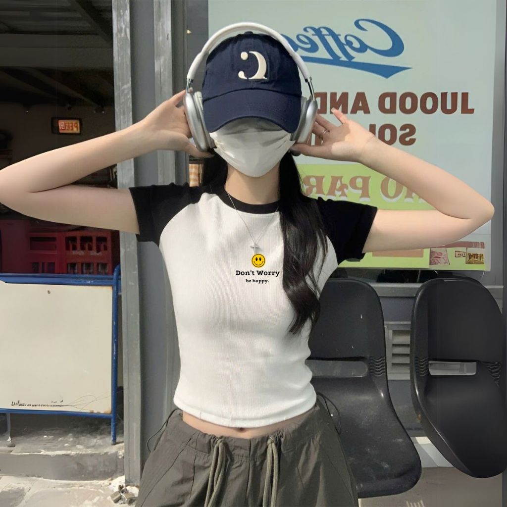 Áo croptop 𝐋𝐎𝐙𝐀 chất liệu cotton - Áo thun bozip dáng croptop ôm - Mã G0297