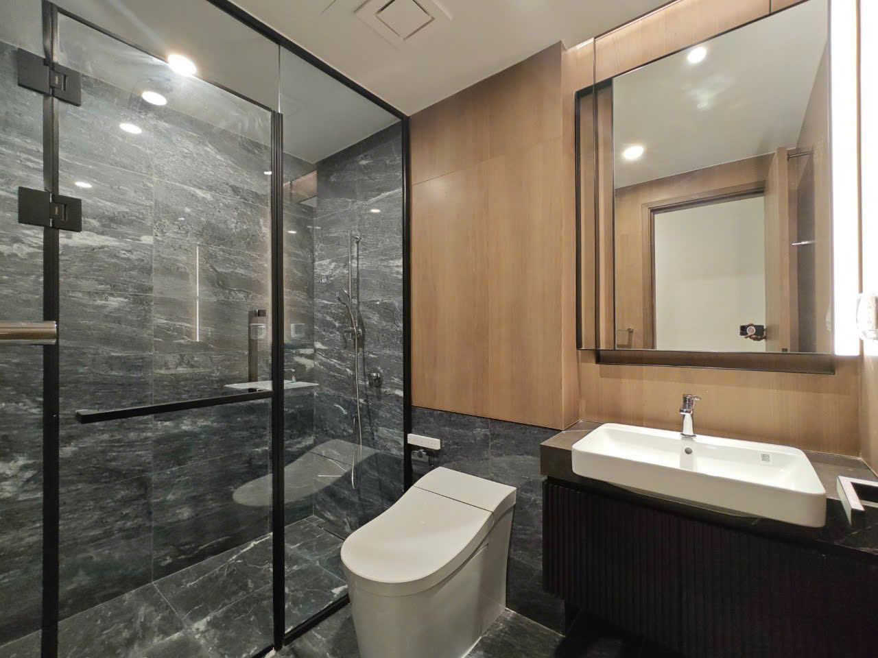 Gía tốt 100% - Nắm full giỏ hàng cho thuê căn hộ 3PN Lumiere Riverside, làm việc trực tiếp chính chủ_thumbnail_3