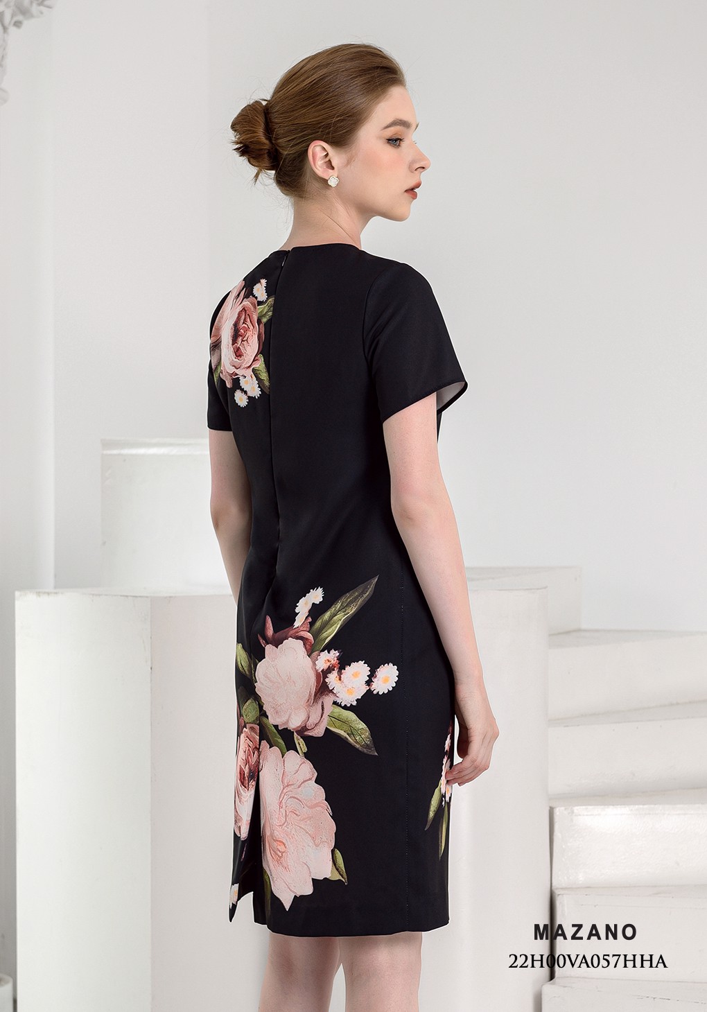 Đầm đen hoa suông họa tiết_thumbnail_1