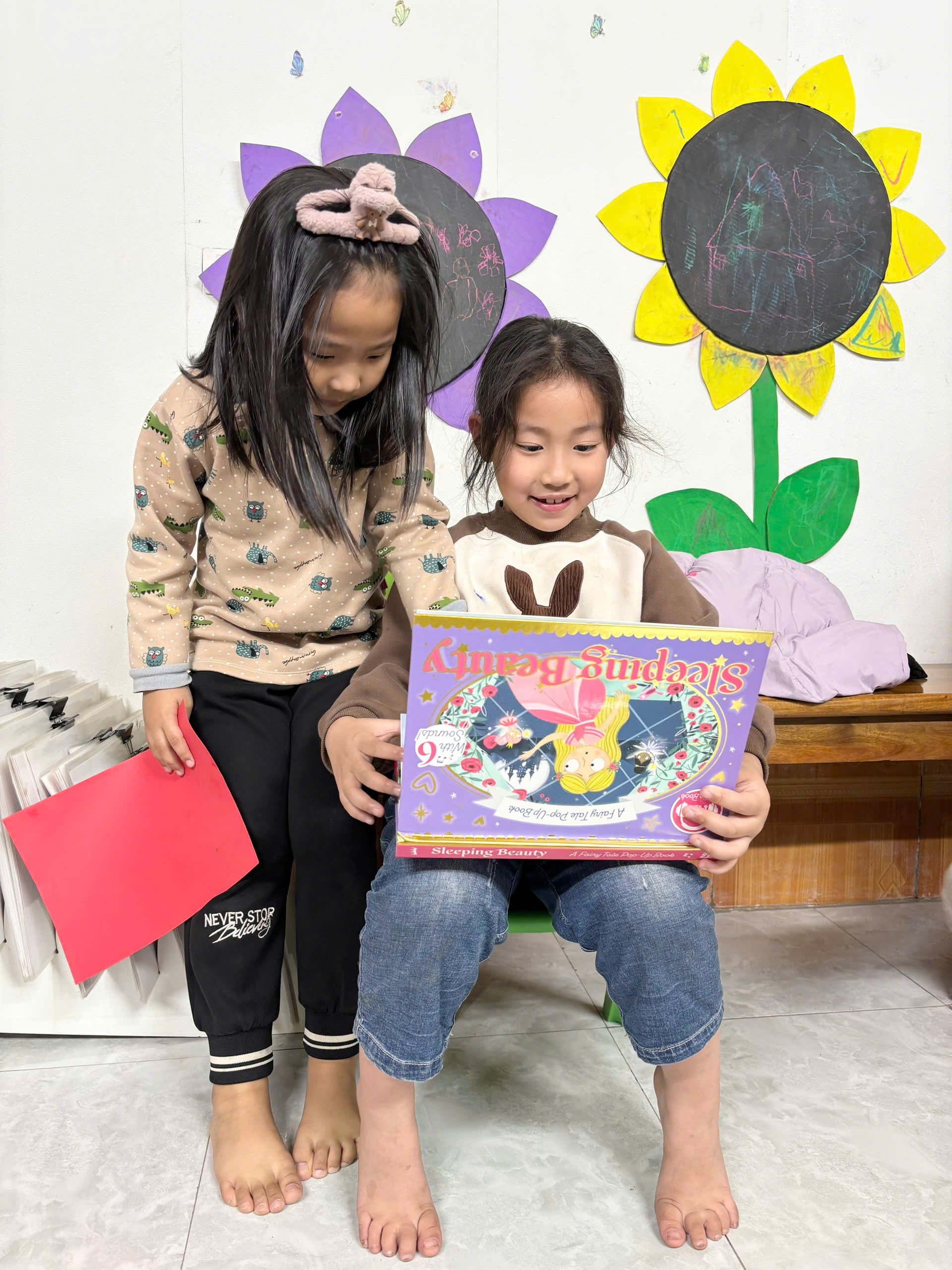 FAIRYTALES POP-UP SOUND BOOK: SLEEPING BEAUTY (North Parade)_thumbnail_17