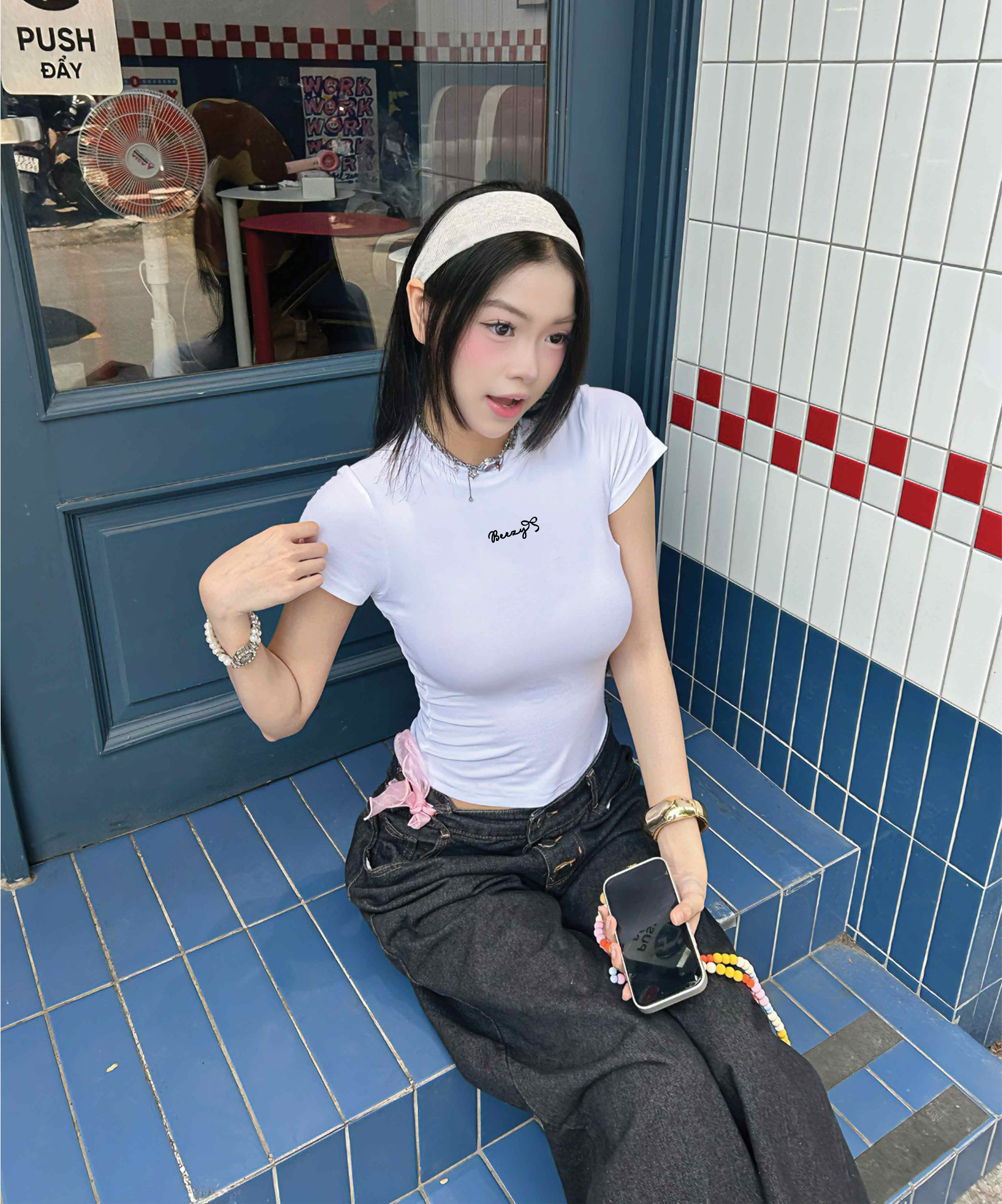 Áo baby tee ôm body local brand Beezy vải visco thoáng mát cổ tròn in basic 2681_thumbnail_5