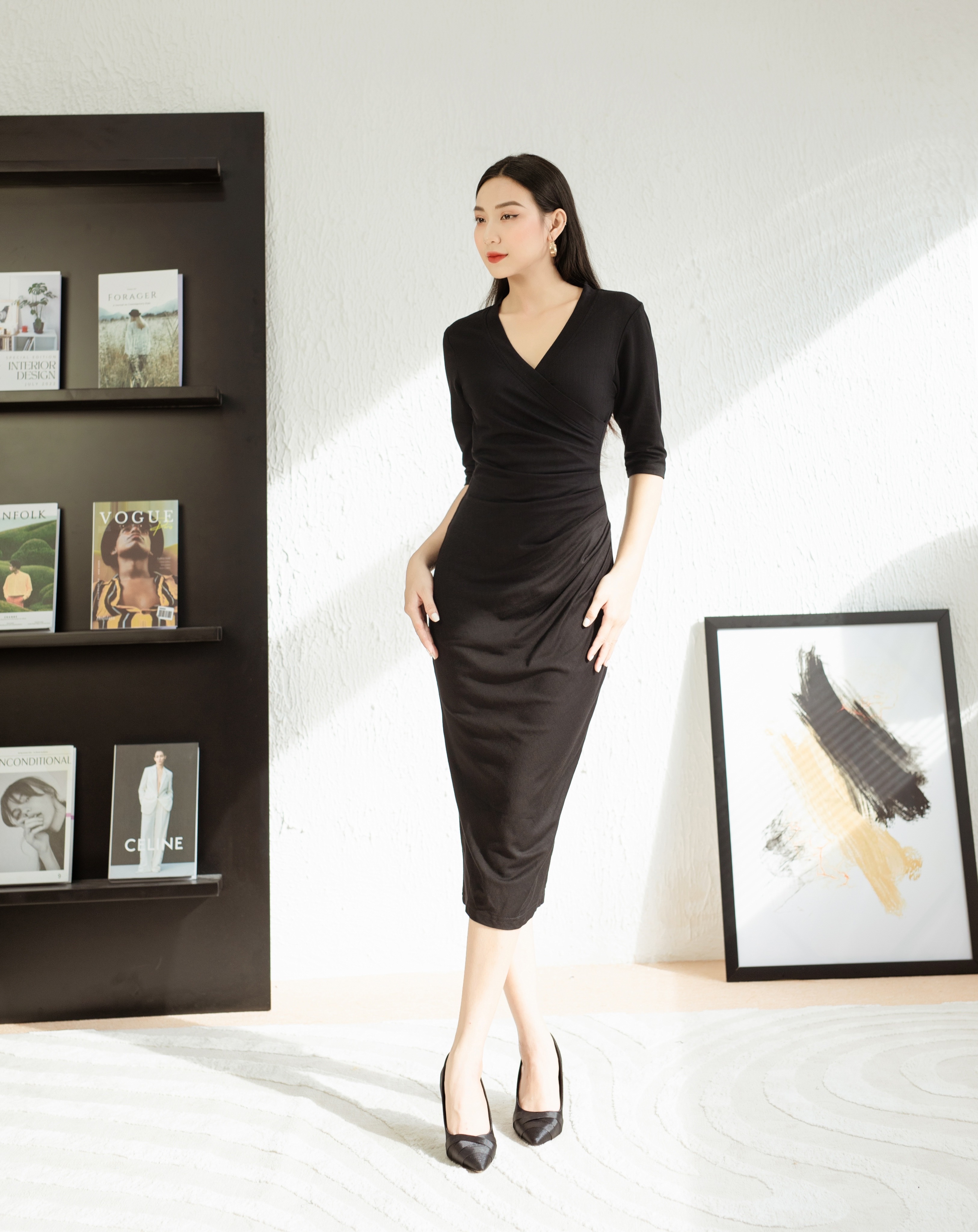 Đầm body nhún eo cổ V tay lỡ