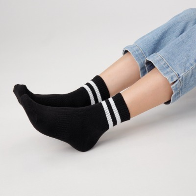 Tất Vớ Cổ Cao Trơn Unisex Sọc Cao