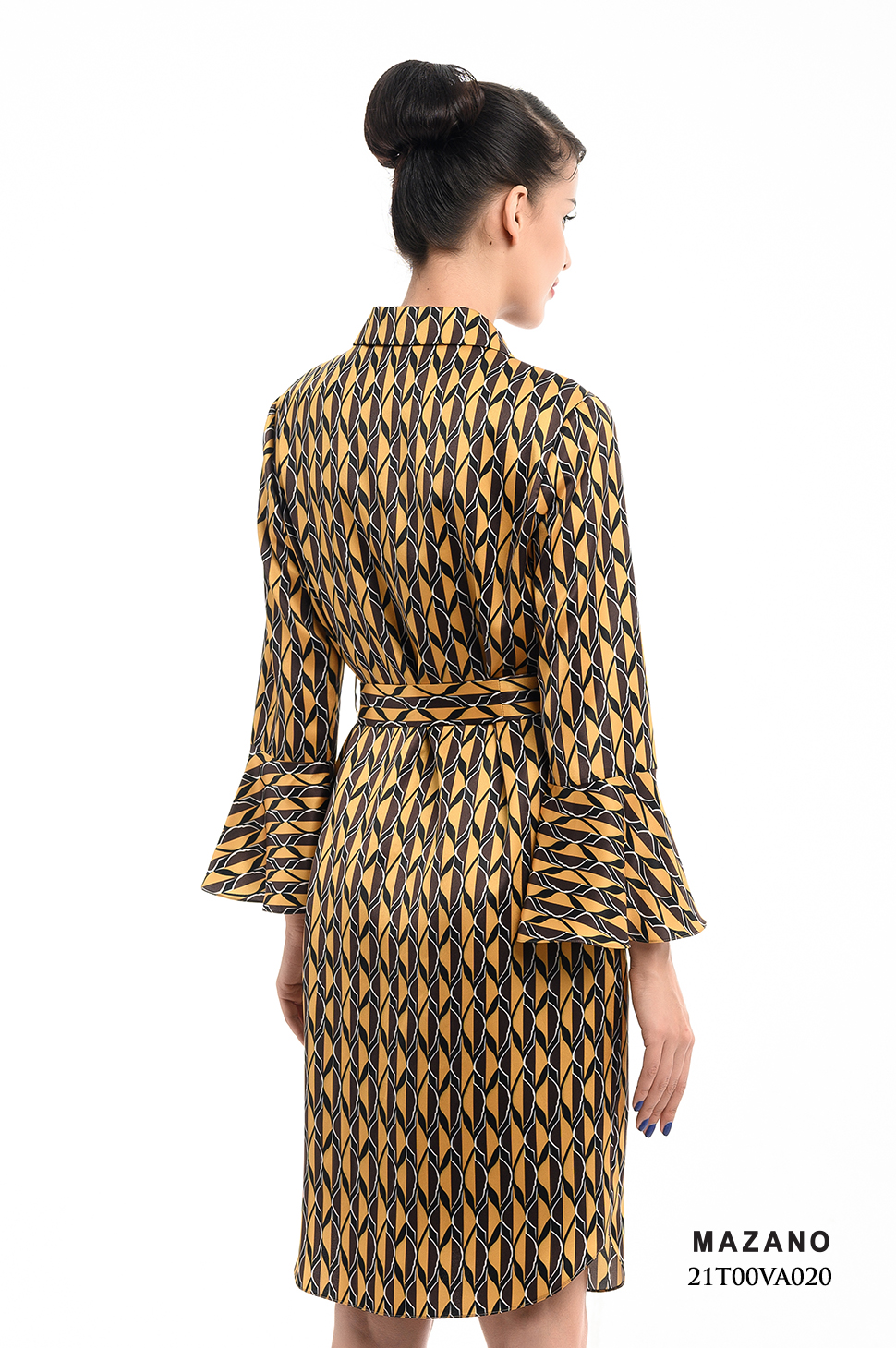 Đầm nền vàng họa tiết sơ mi suông_thumbnail_3