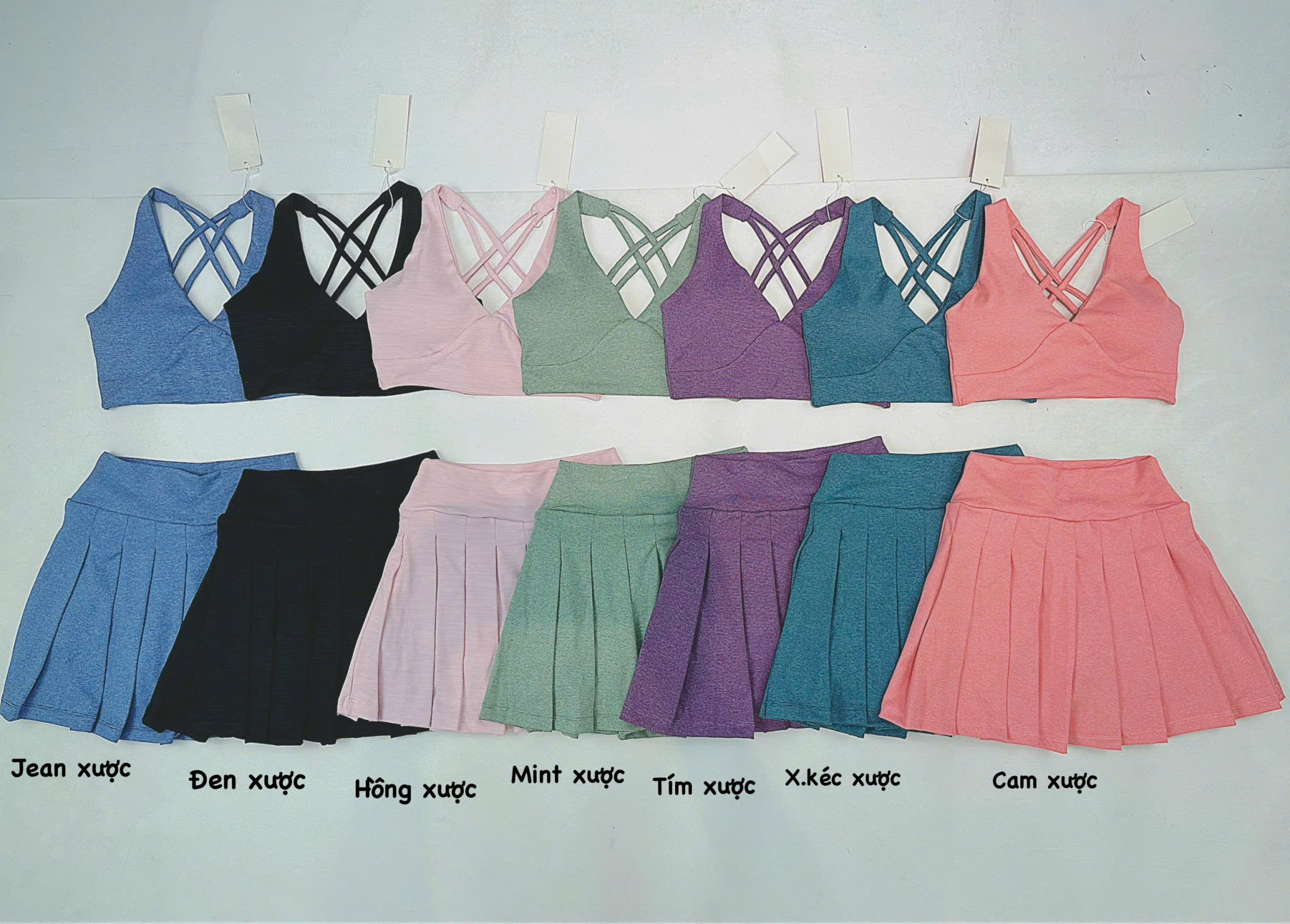 Set Đồ Thể Thao Đùi Dáng Váy Xoè_thumbnail_2