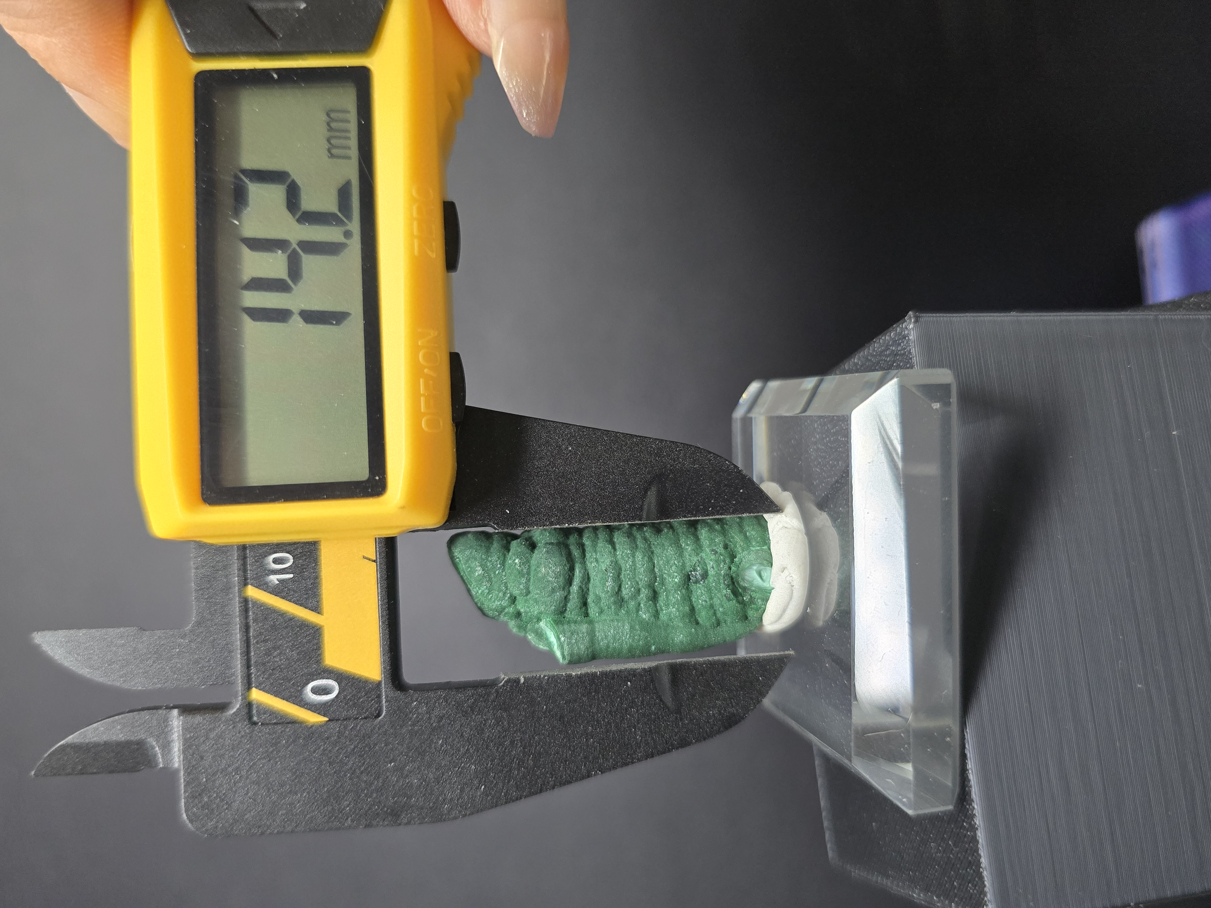 Thạch Nhũ Tinh Thể Malachite - CHDC Congo (Kèm Hộp Hoặc Đế Trưng Bày Như Hình)_thumbnail_11