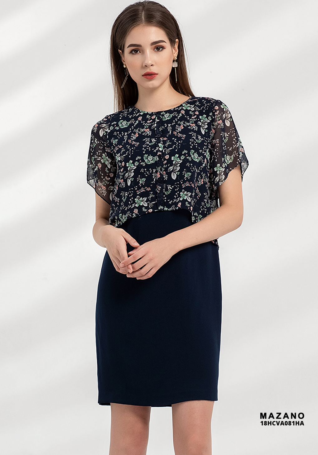 Đầm xanh than phối cách điệu họa tiết mullet