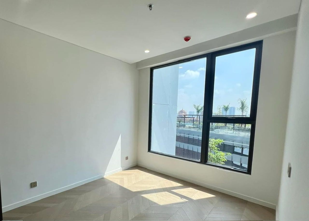 Bán căn hộ 1PN tầng cao, view City (nội thất cơ bản, nhà mới 100%)_thumbnail_3