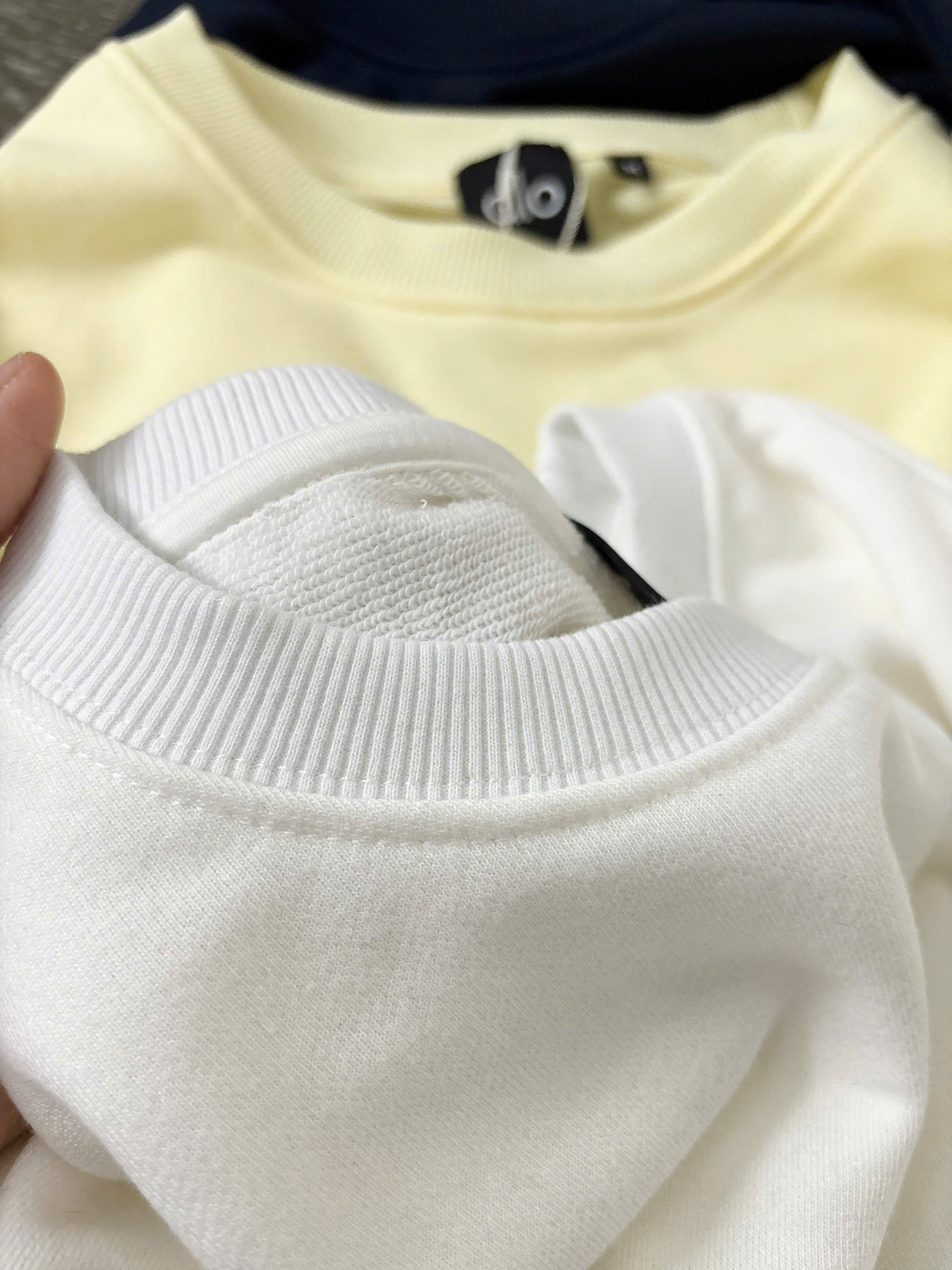 A721 ÁO TAY DÀI 3 MÀU_thumbnail_3