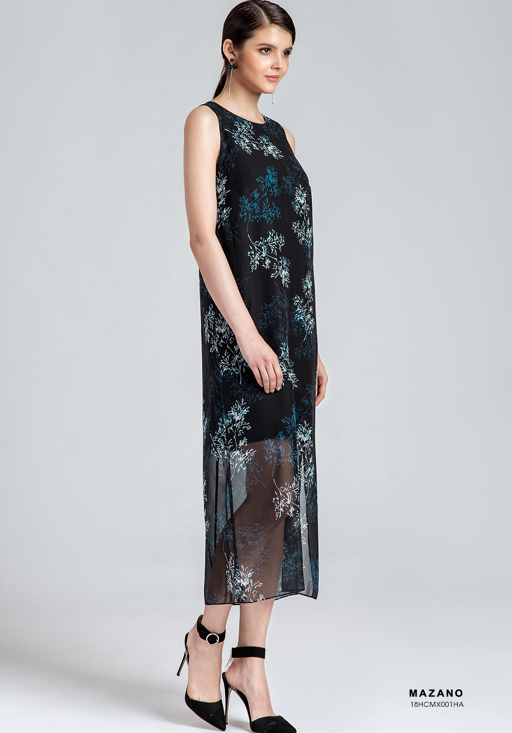 Đầm Maxi vải voan màu xanh hoạ tiết cách điệu