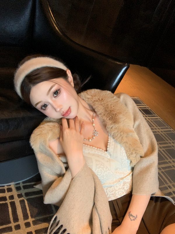 Áo Choàng Lông Cổ Thanh Lịch Cổ Điển_thumbnail_6