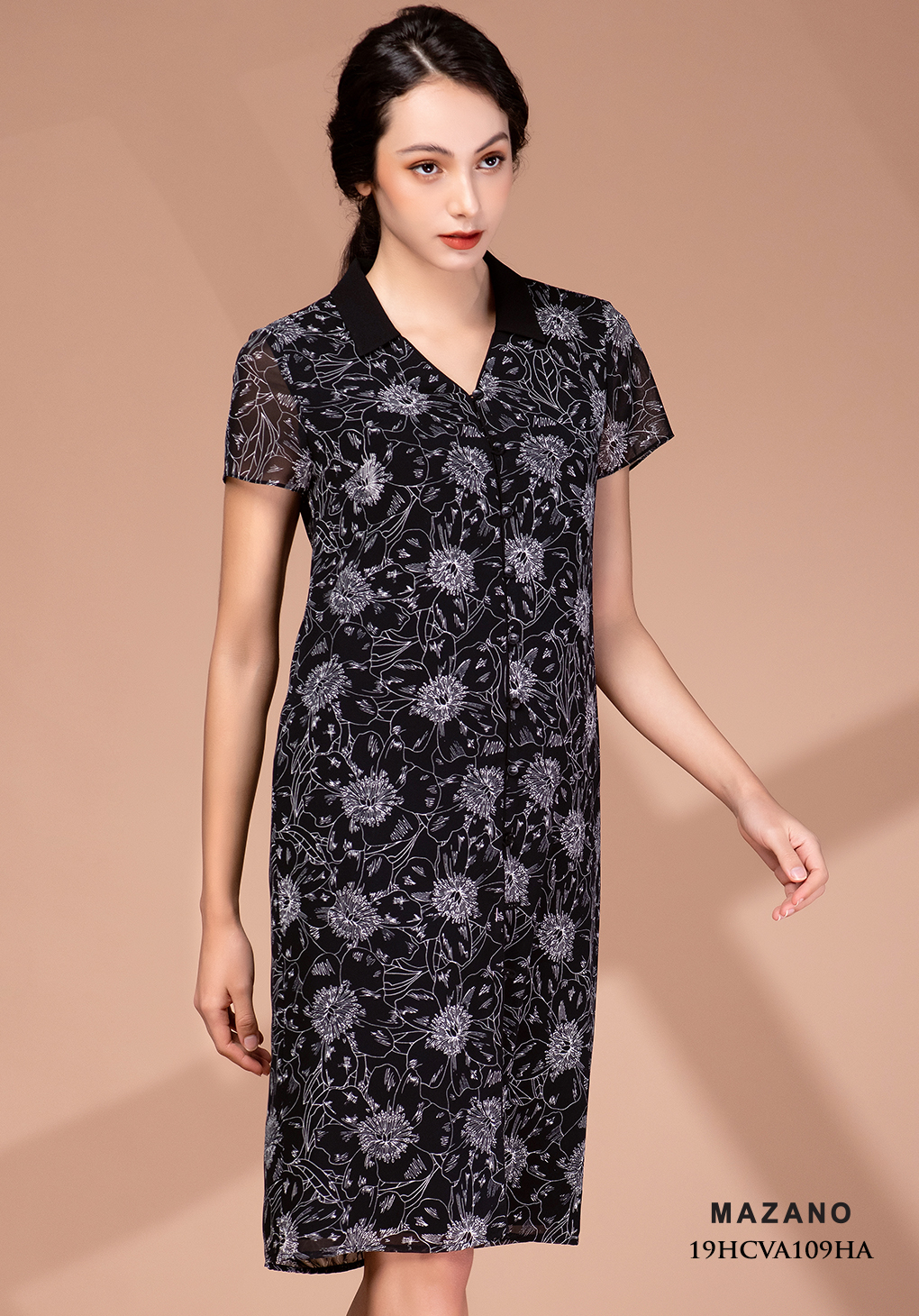 Đầm đen sơ mi phối họa tiết cổ tim_thumbnail_1