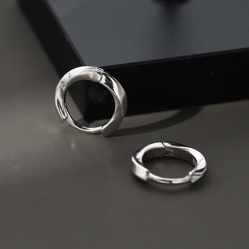 Ring on Earing_thumbnail_4