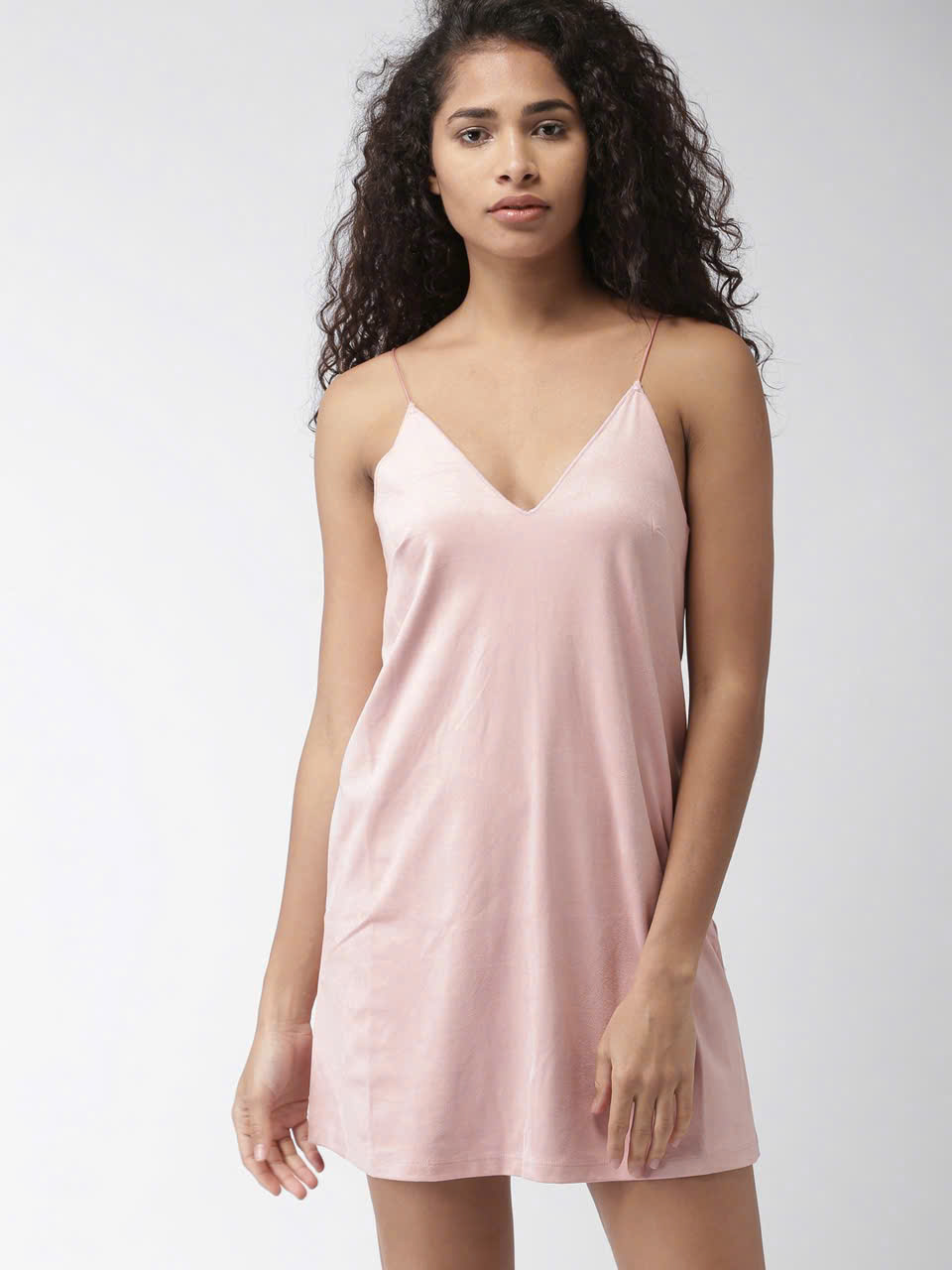 VAY NU F21 HAI DAY V136 (LỖI NHẸ)