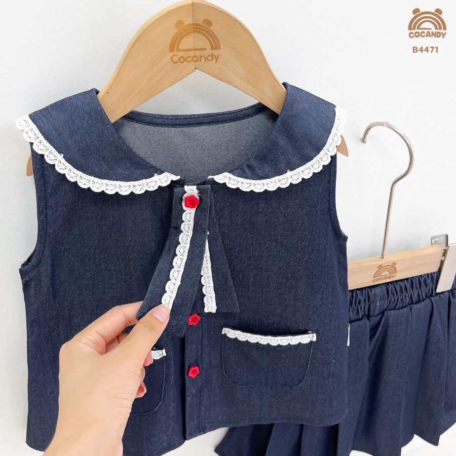 Bộ cộc XANH DENIM cúc đỏ + chân váy xếp ly_thumbnail_1