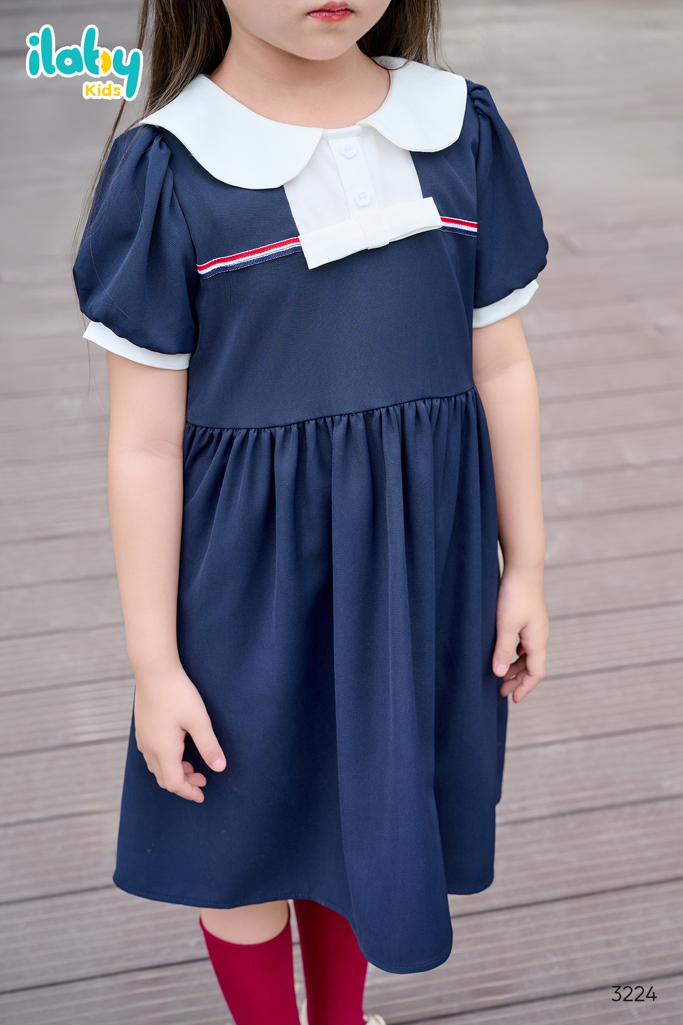 Váy cổ sen phối dây viền