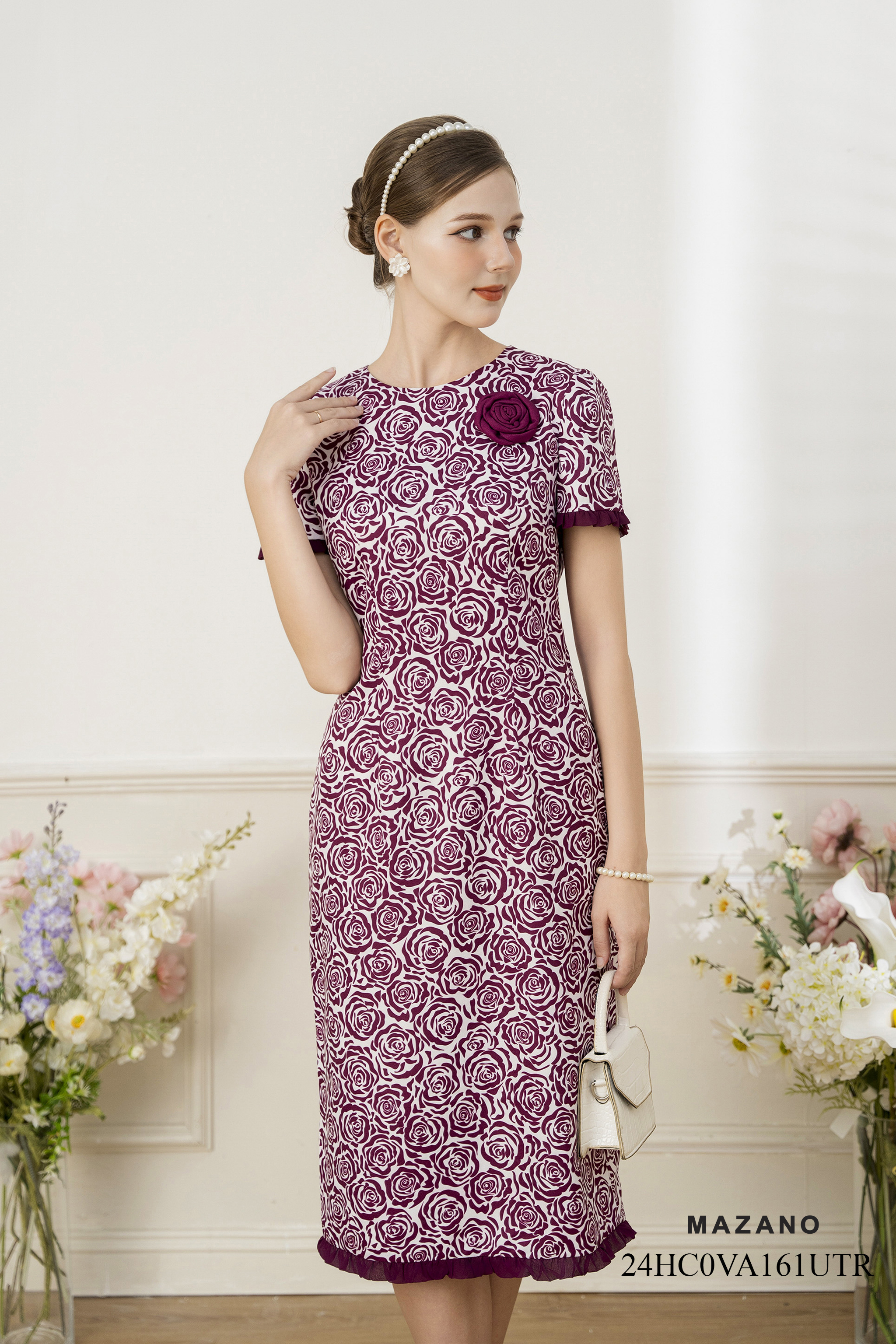 Váy Đầm Suông Vải thô mỏng Hoạ tiết hoa cách điệu Trang trí bèo và hoa đính thủ công Cổ tròn Tay ngắn Dài ngang bắp chân_thumbnail_1