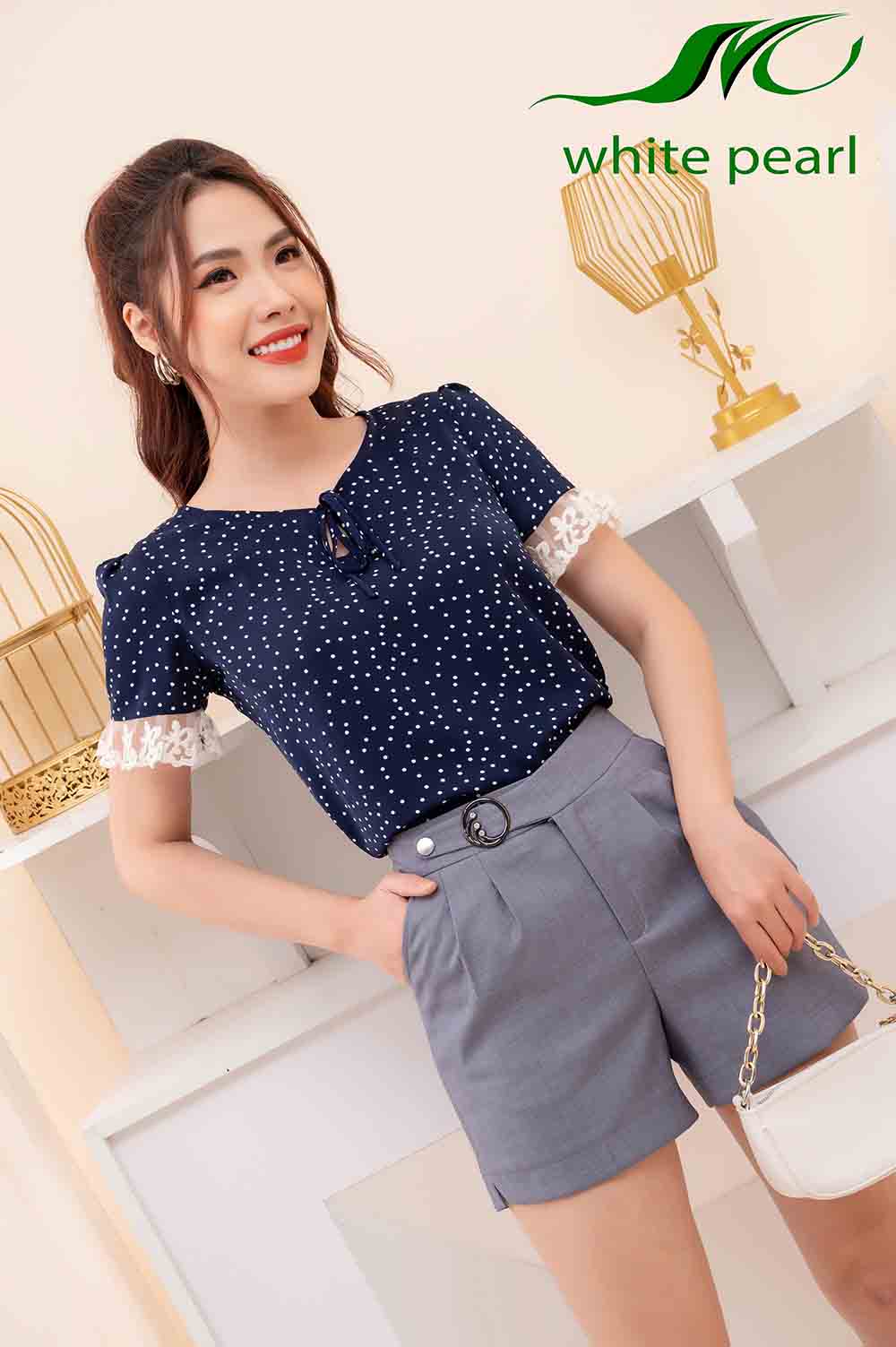 Quần short quai nhê vắt đai tròn trang trí thời trang công sở White Pearl_thumbnail_0