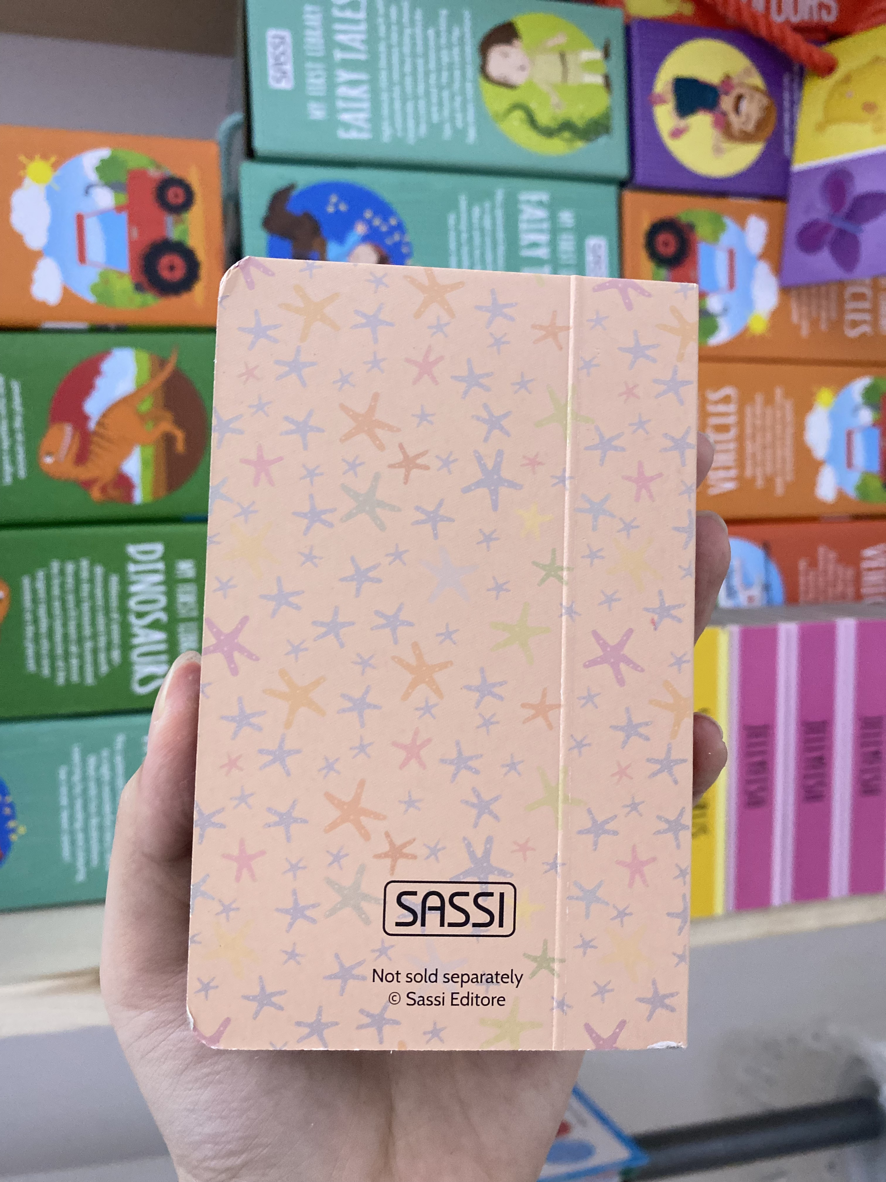 TROPICAL FISH ( The Sea Library)_thumbnail_4