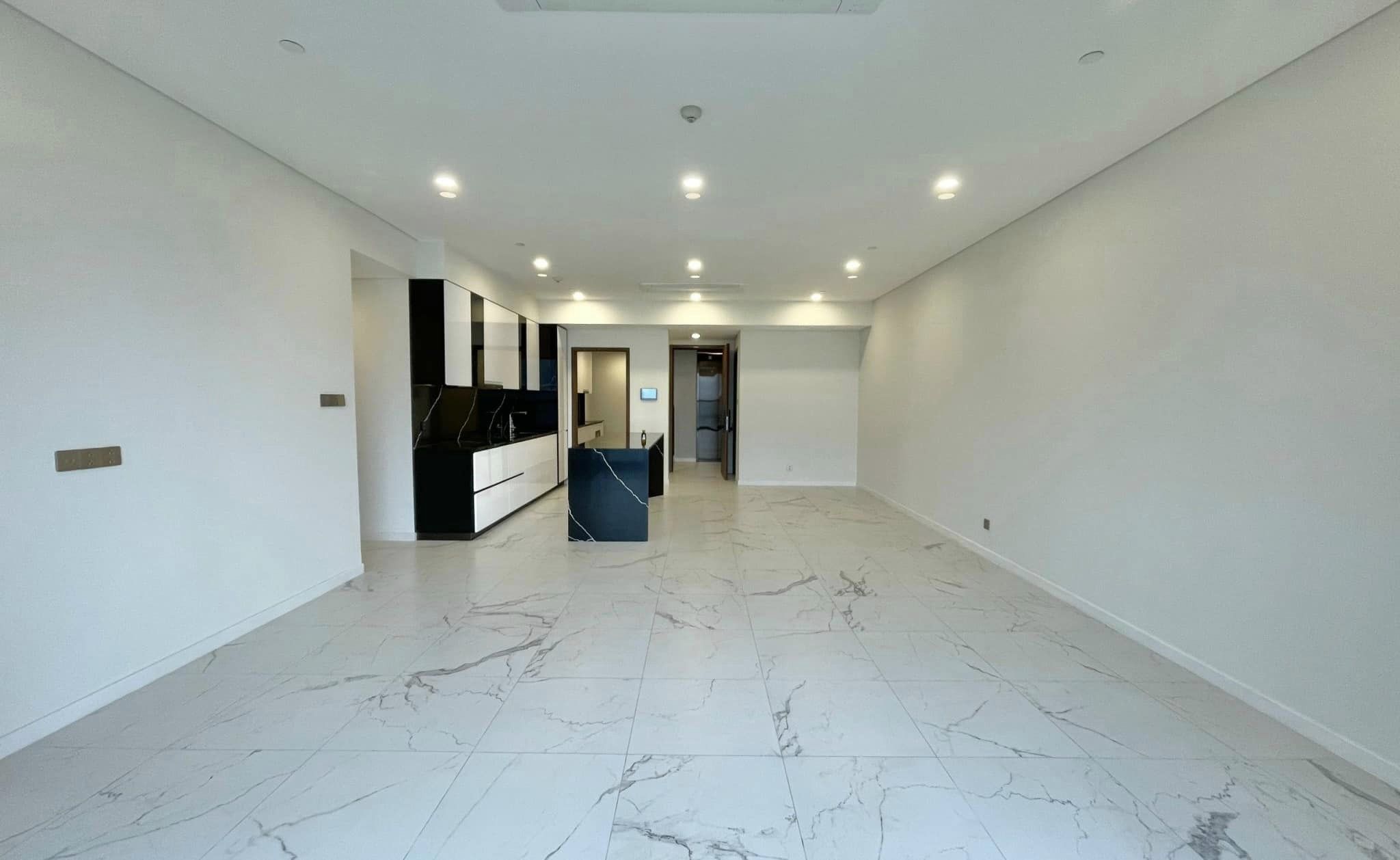 Chủ nhà kí gửi cho thuê căn 4 phòng ngủ tháp the thames tầng cao