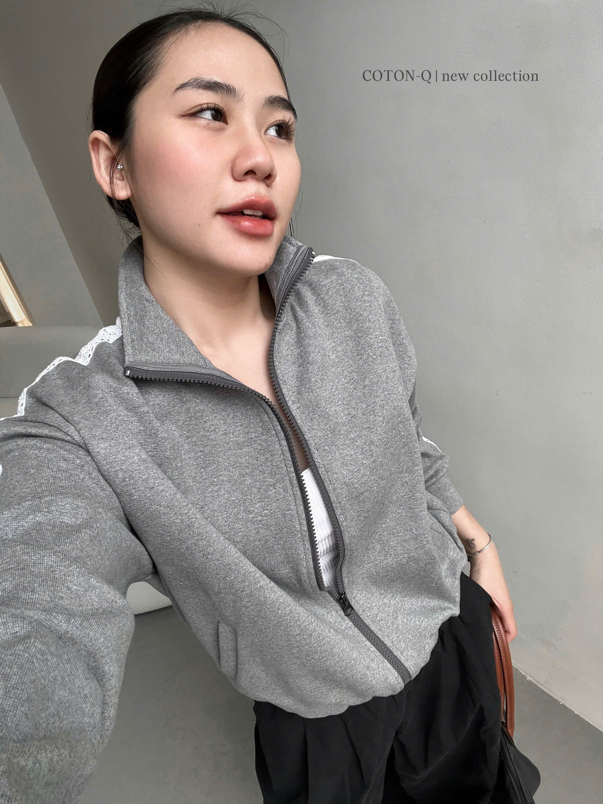 Áo khoác bomber phối sọc ren ( ĐEN )_thumbnail_8